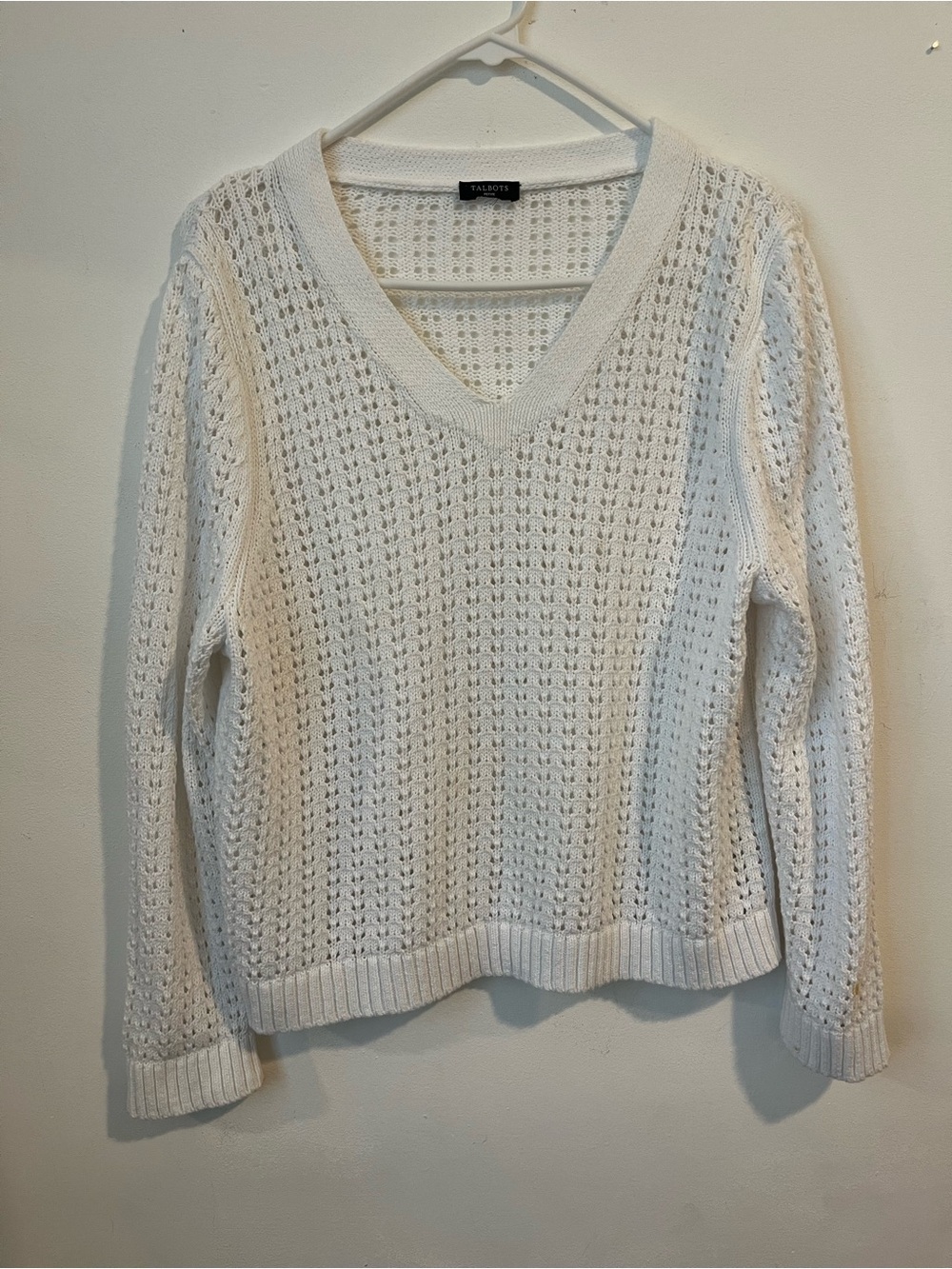 Talbots Cream Open-Knit V-Neck Sweater in Great Condition